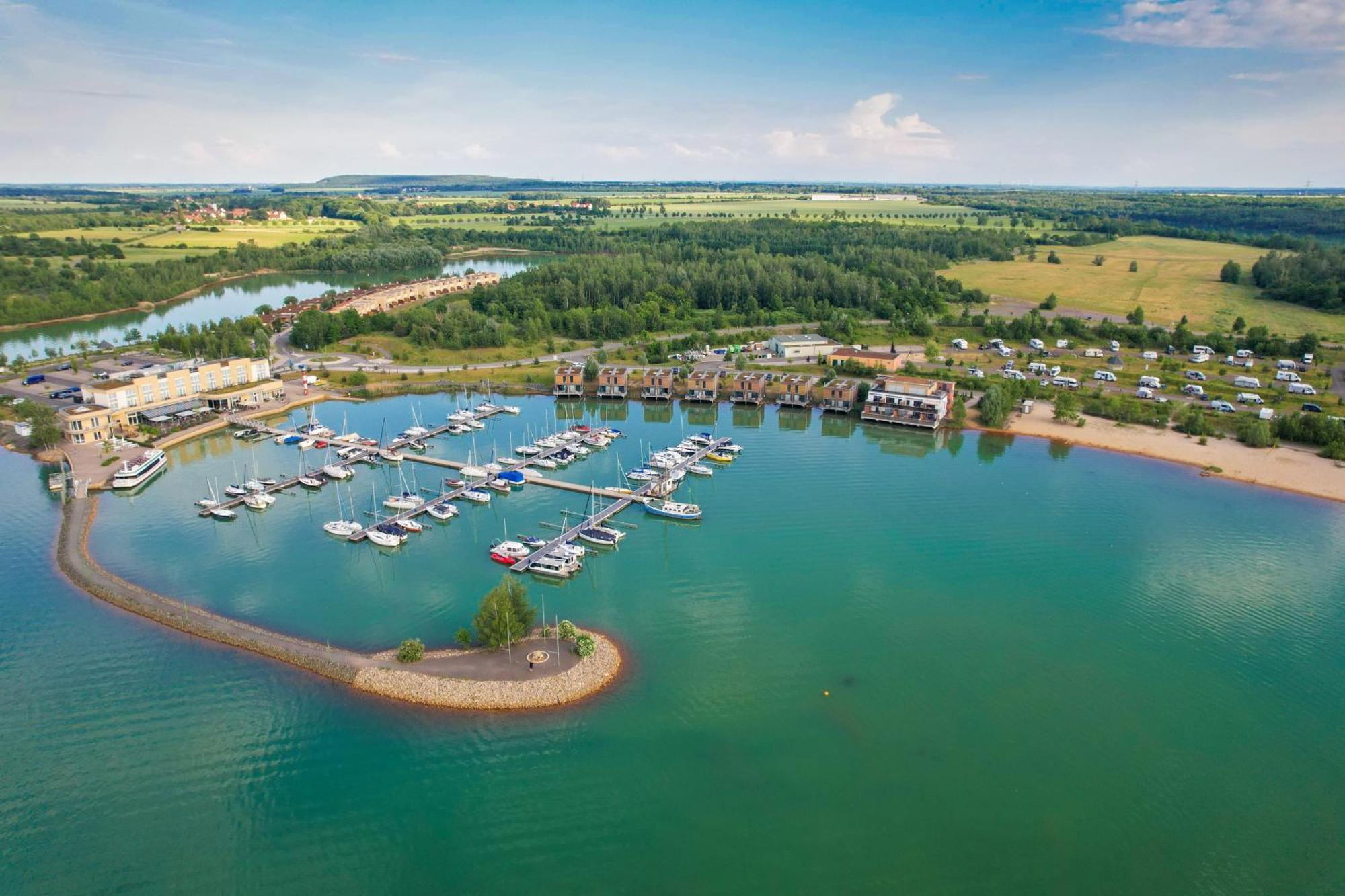 Lagovida Das Ferienresort Am Stoermthaler See Grosspoesna Exterior foto